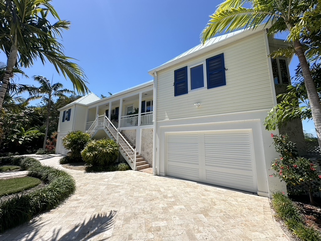 New Garage Doors Near You in Miami, FL