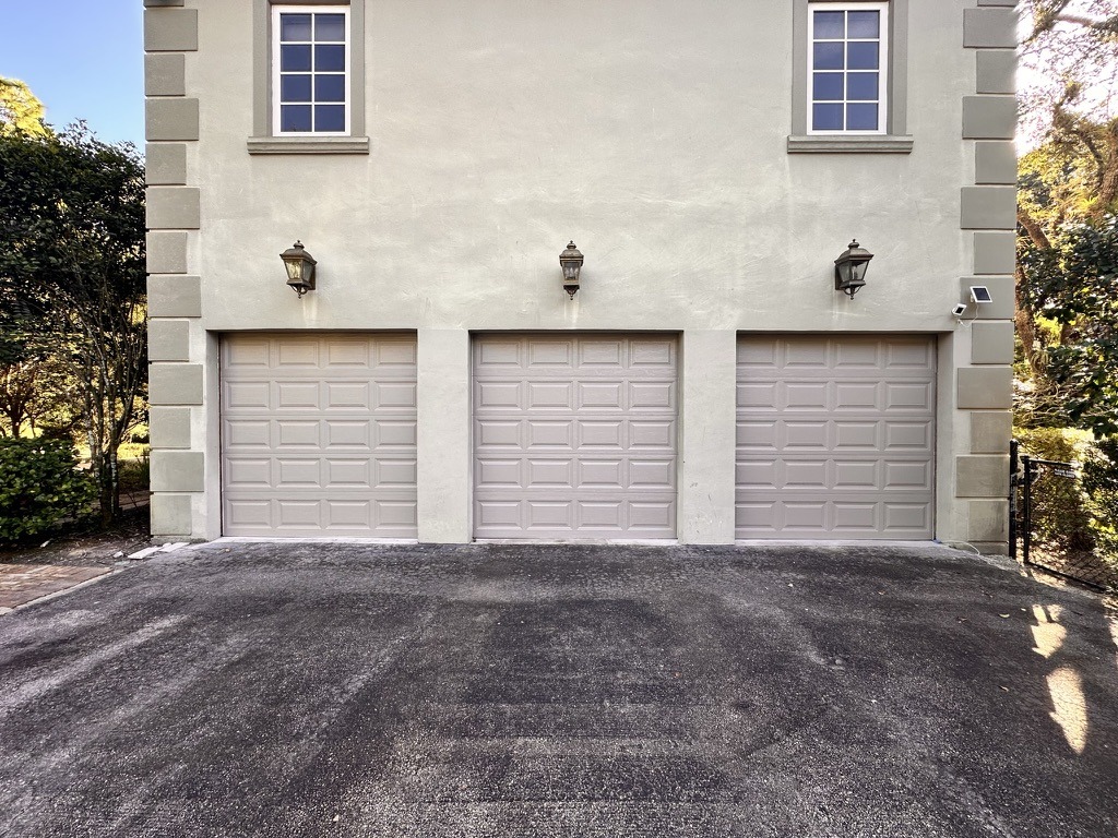 Garage Door Installation Near You Miami, FL